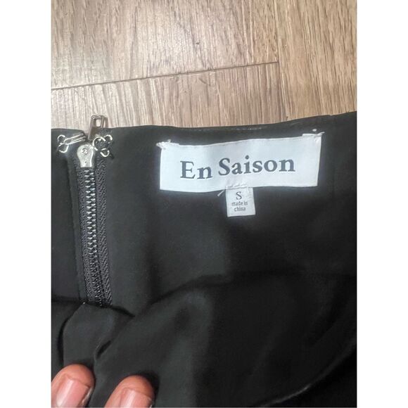 En Saison Black A-Line Skirt - Picture 9 of 9